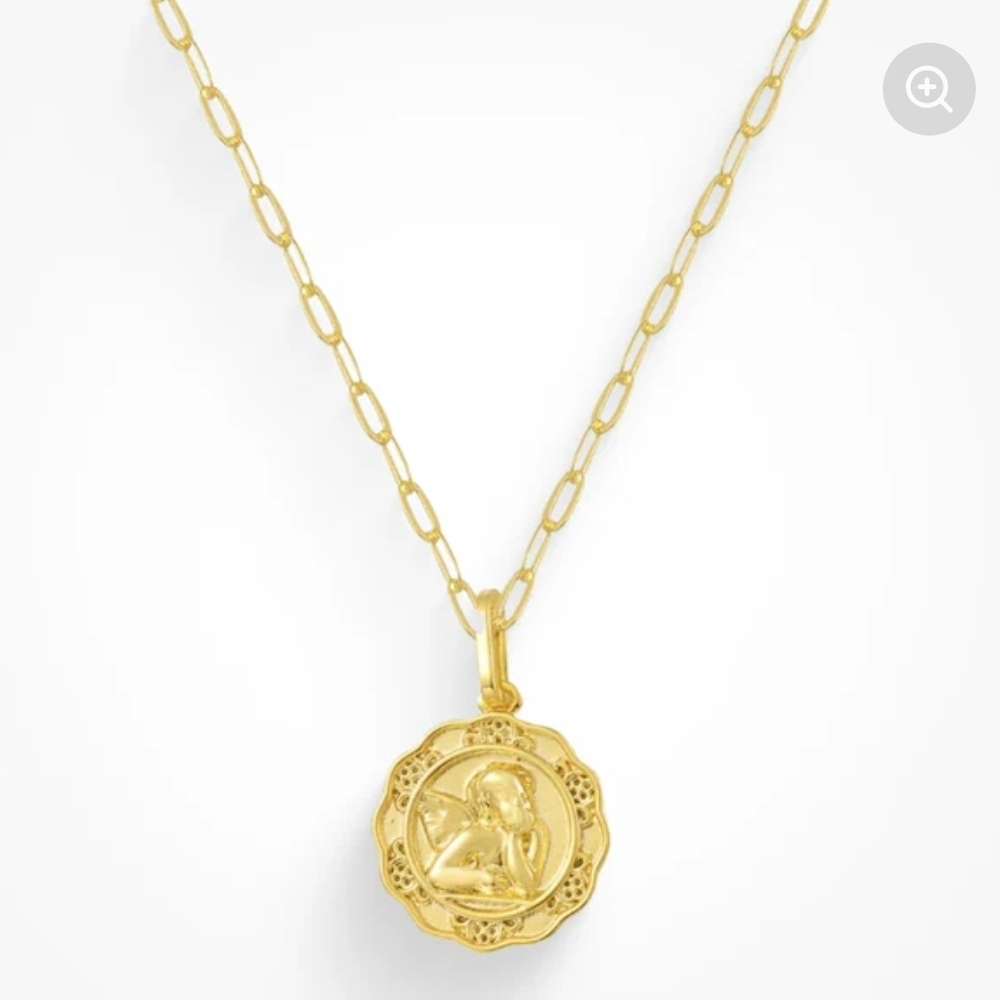 BEAUTIFUL Pendant Necklace